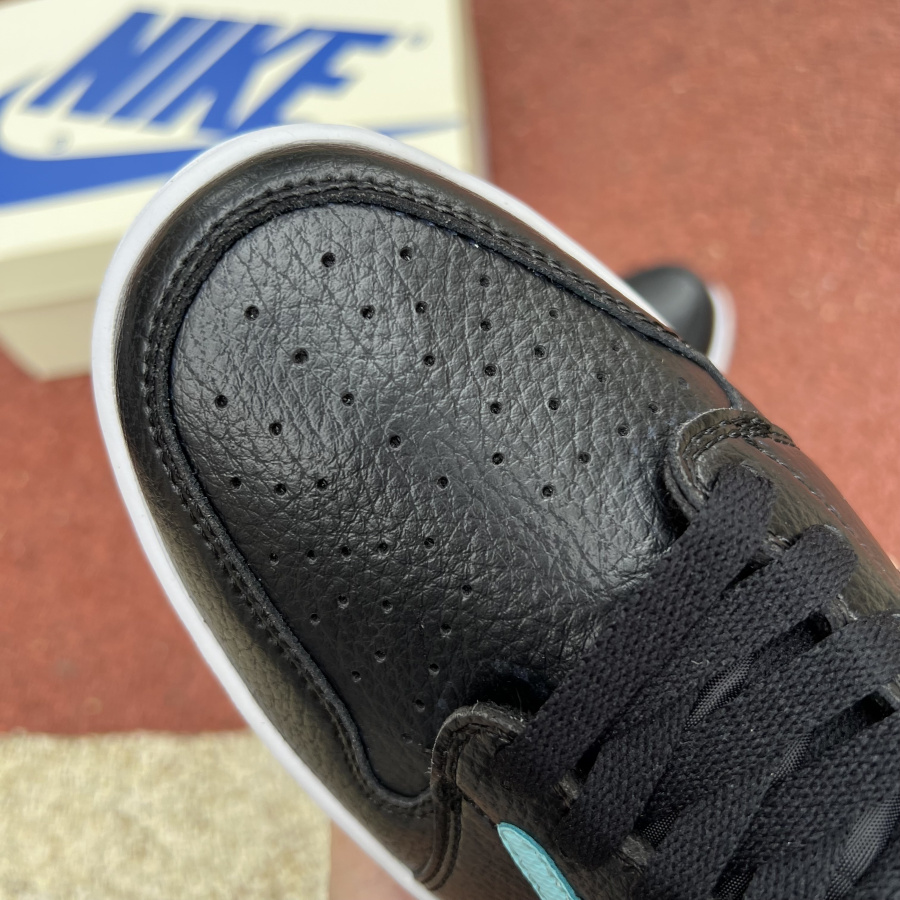 Travis Scott x Nike Air Jordan 1 Low