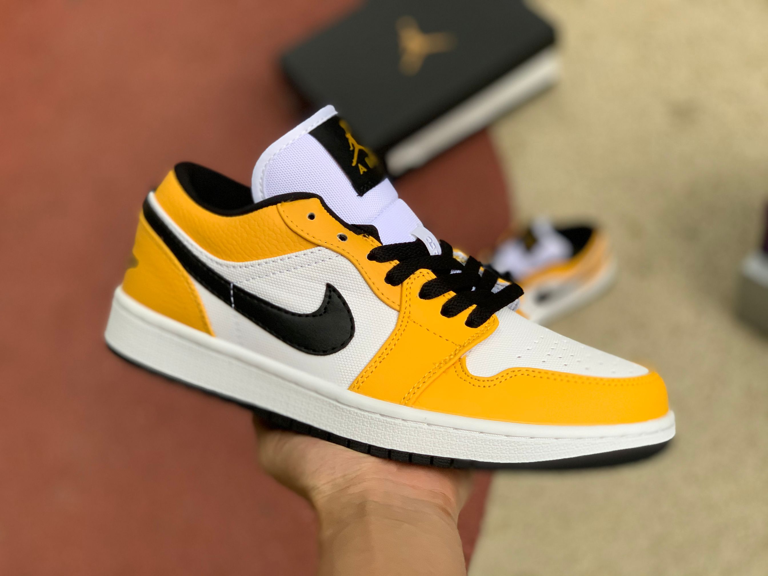 Air Jordan 1 Low Laser Orange