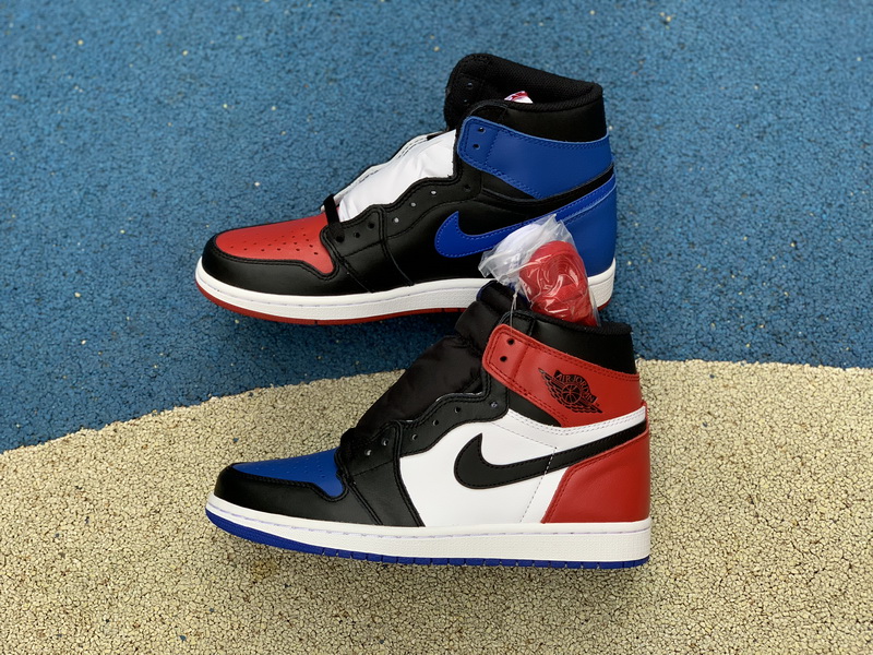 Air Jordan 1 High OG Top 3