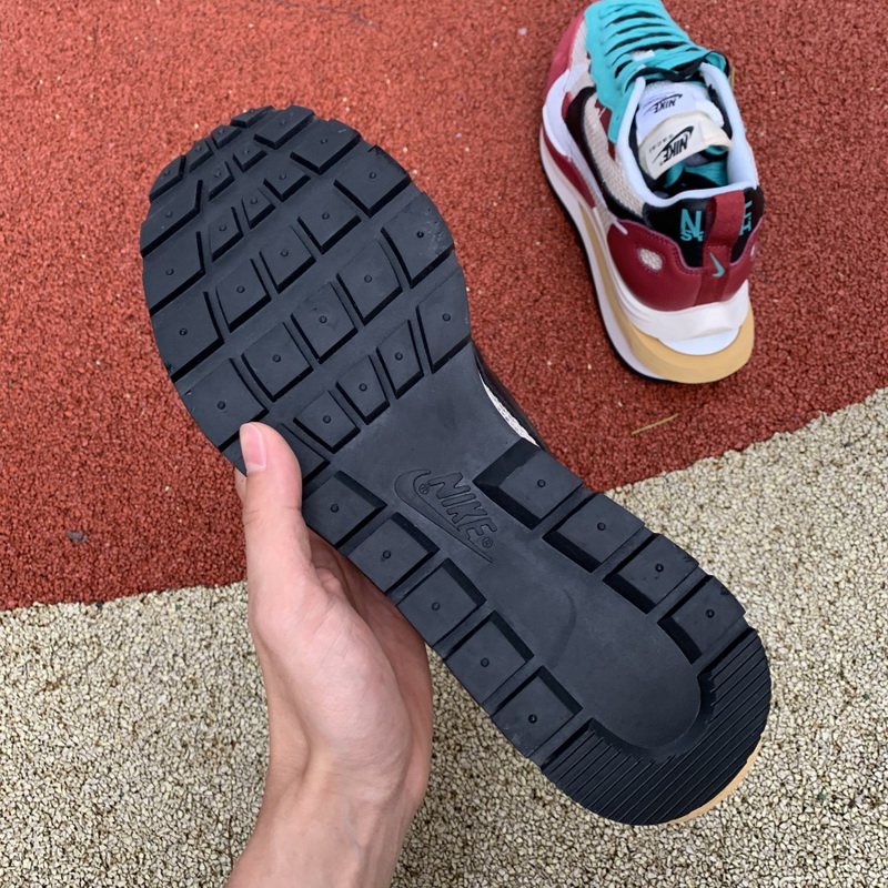 Sacai x Nike Pegasus VaporFly SP Villain Red