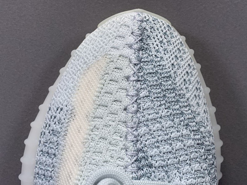 Yeezy Boost 350 V2 “Cloud White” full reflective