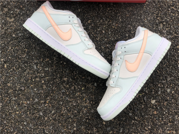 Nike SB Dunk Low Light Powder Mint Green