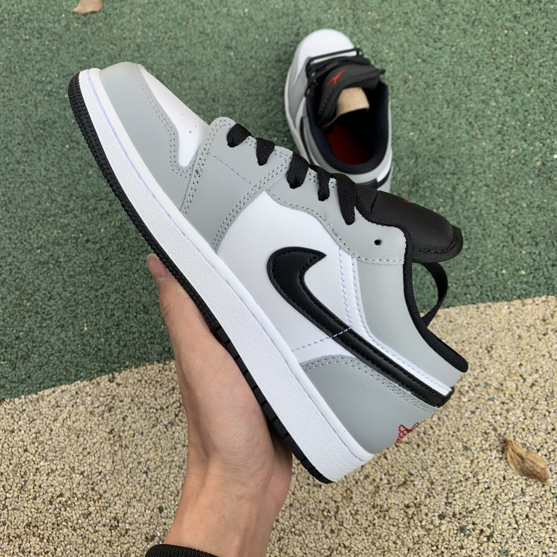Air Jordan 1 Low Light Smoke Grey