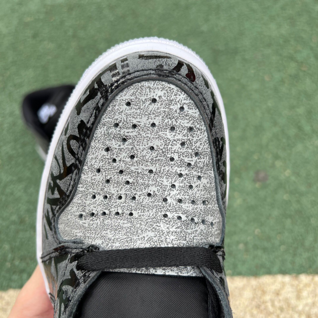 Air Jordan 1 High OG Rebellionaire”