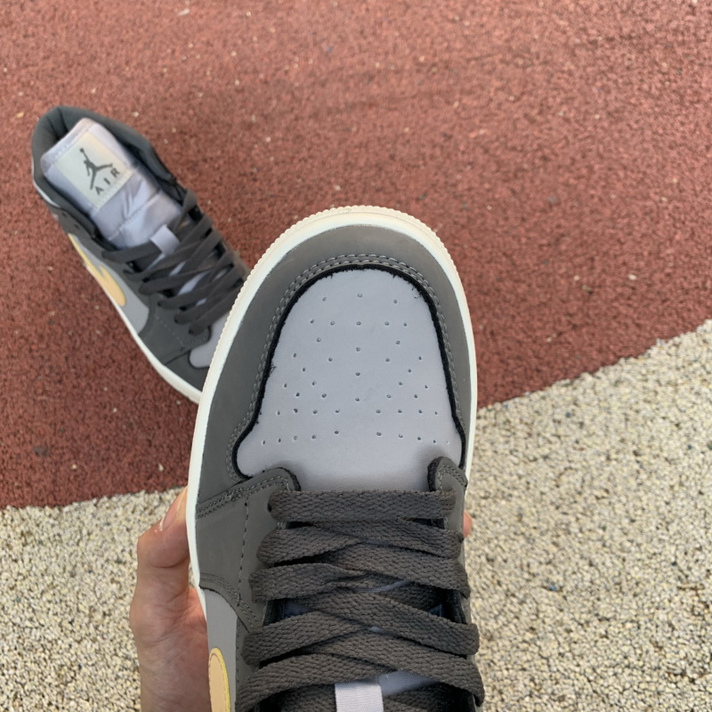 Jordan 1 Mid Grey Onyx