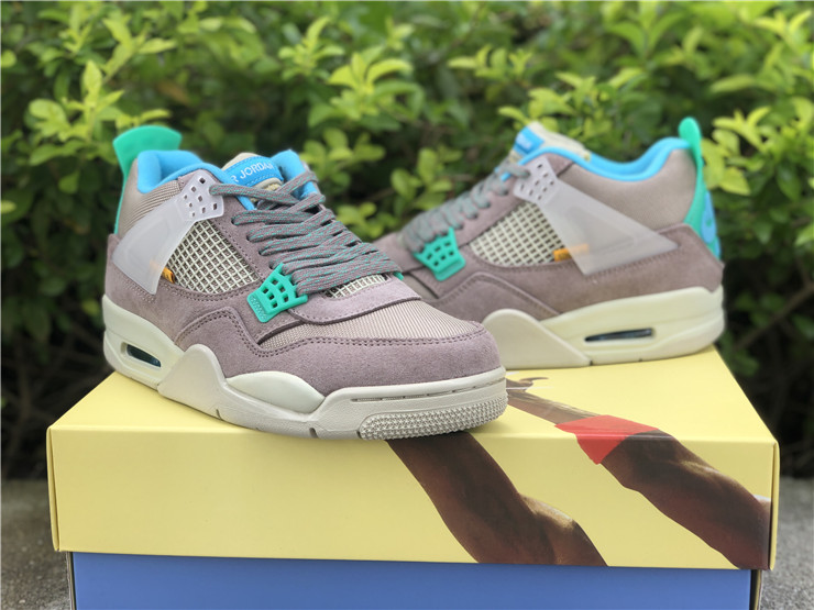Union LA x Air Jordan 4 ''Taupe Haze''