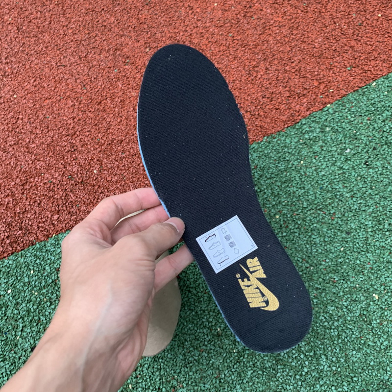 Air Jordan 1 High “Black Metallic Gold”