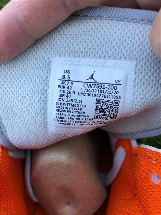 Air Jordan 1 Mid White Grey Orange