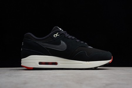Nike Air Max 1 Premium