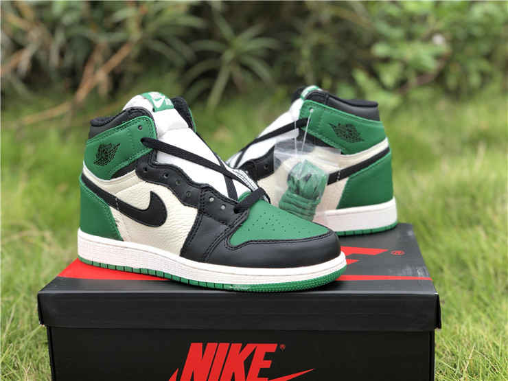 Air Jordan 1 “Green Toe” GS