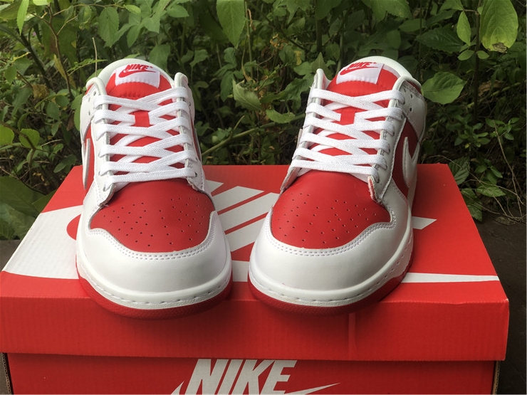 Nike Dunk Low University Red (2021)