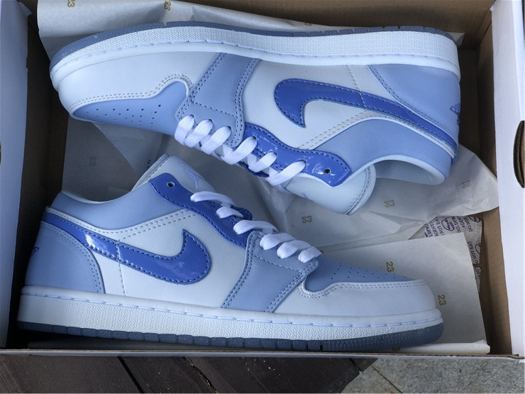 Air Jordan 1 Low The Mighty Swooshers