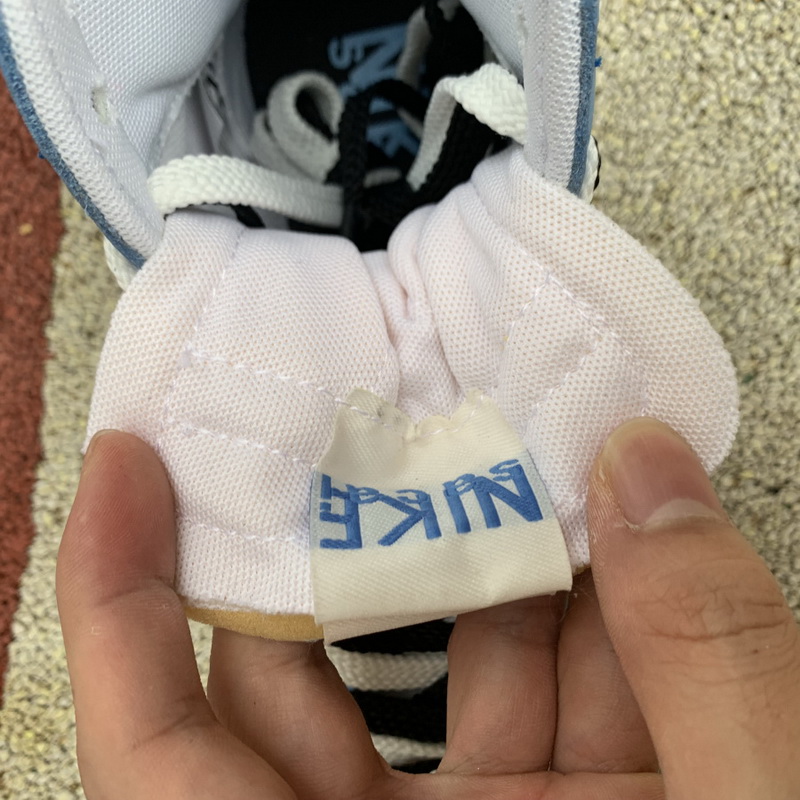 Nike Blazer Mid sacai White Black Legend Blue