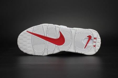 NIKE AIR MORE UPTEMPO