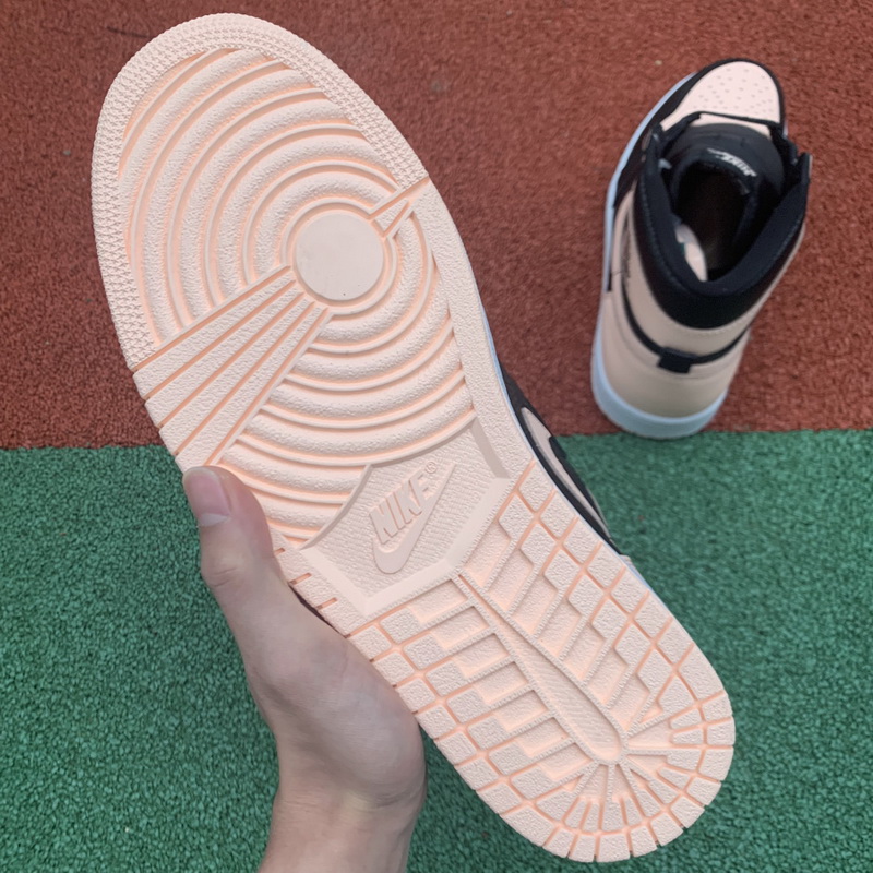 Air Jordan 1 “Crimson Tint”