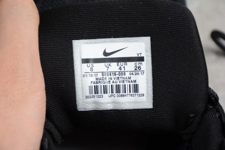 Nike mens Air Max 95