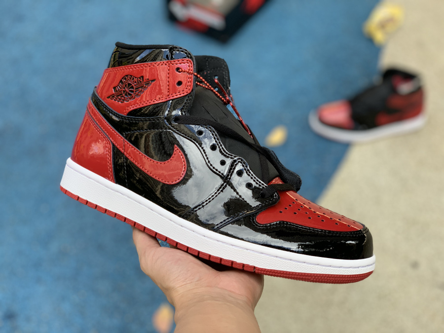 Air Jordan 1 High OG “Bred Patent”