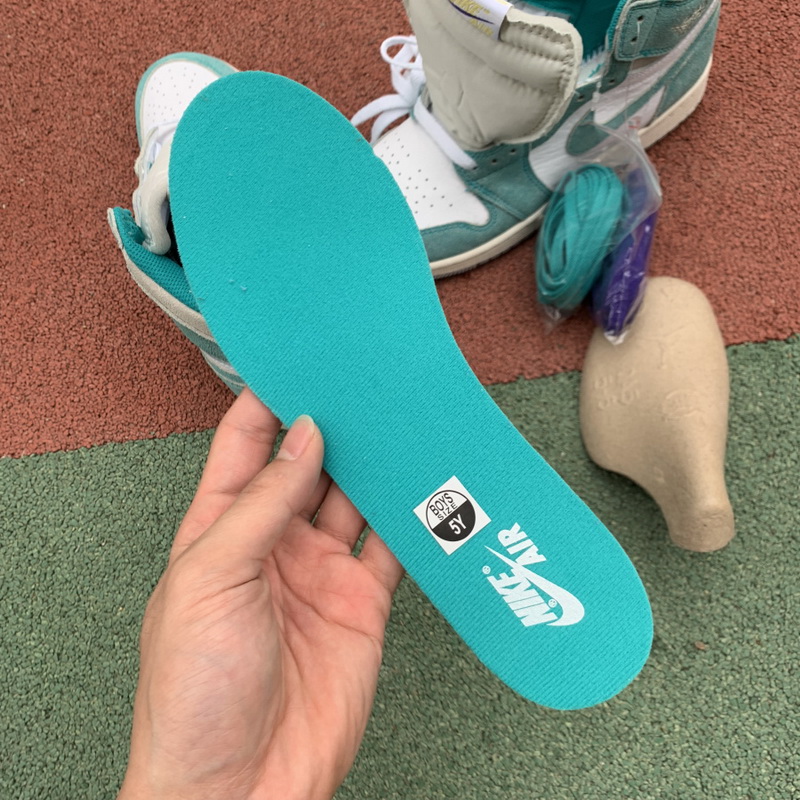 Air Jordan 1 “Turbo Green” GS