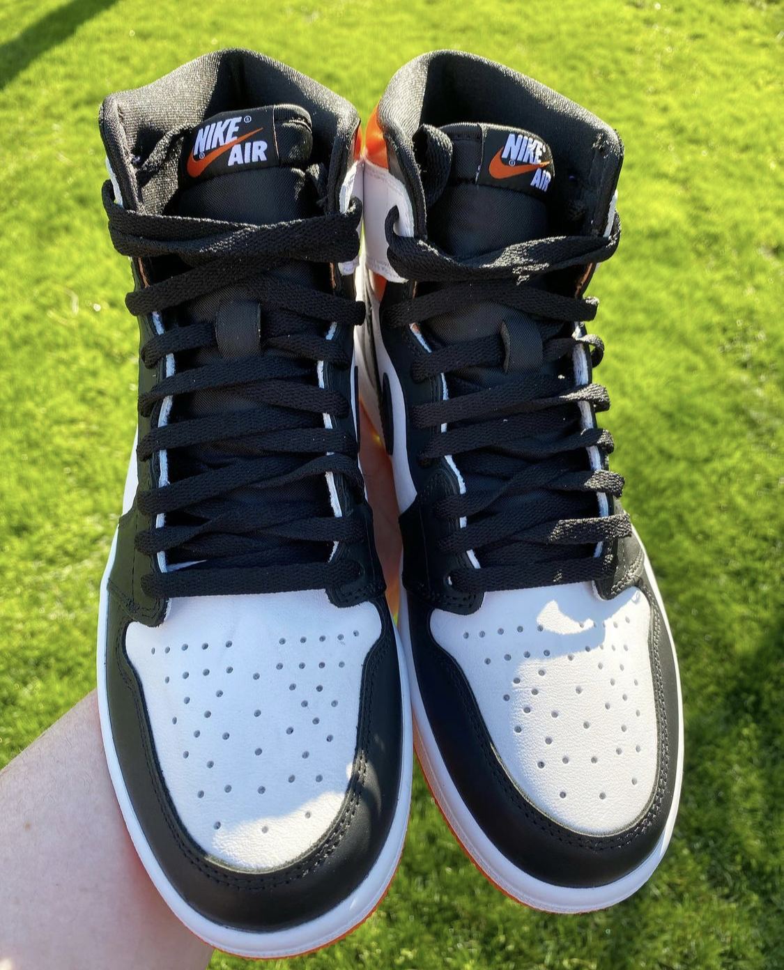Air Jordan 1 High OG “Electro Orange”