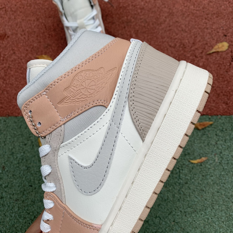Jordan 1 Mid Shoes022