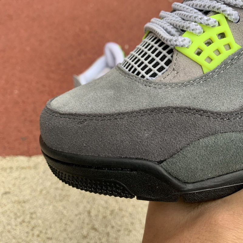 Air Jordan 4 SE “Neon”