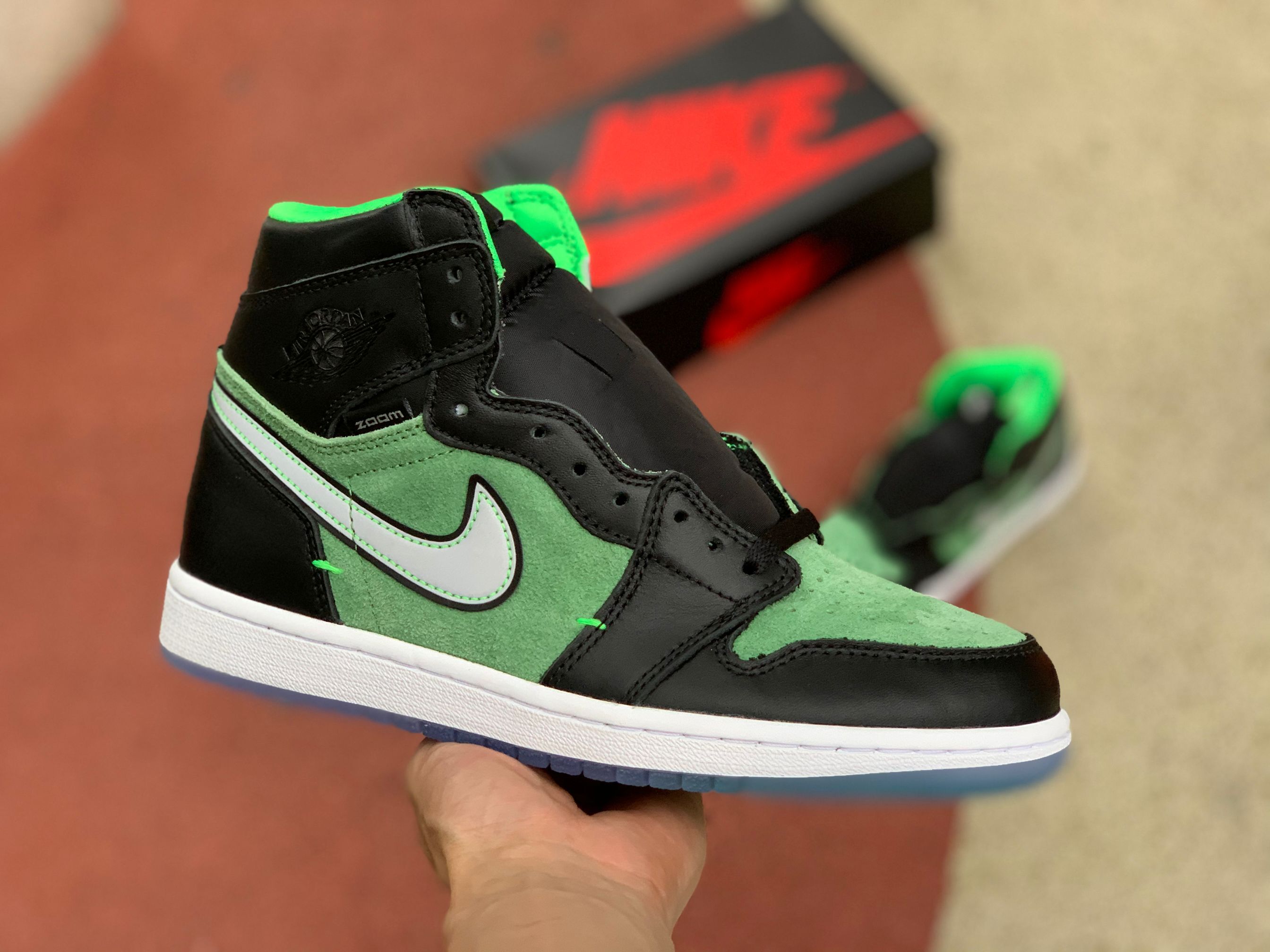 Air Jordan 1 High Zoom R2T “Racer Blue”