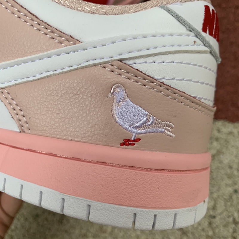 Nike SB Dunk Low Pigeon Pink