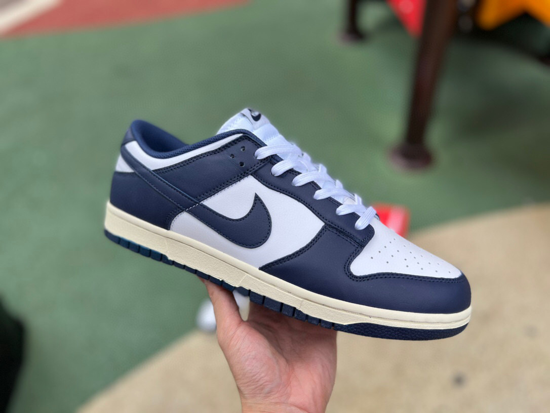 Nike Dunk Low Vintage Navy