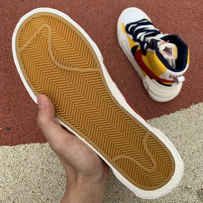 Nike Blazer Mid sacai Snow Beach