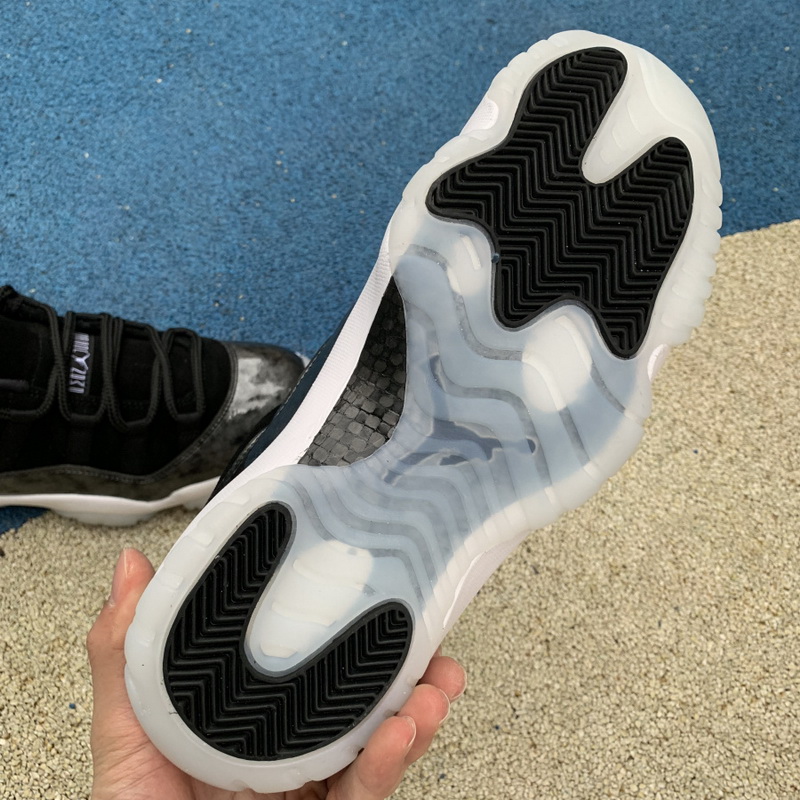 Air Jordan 11 Low “Barons”