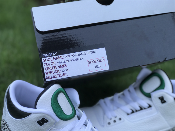 Air Jordan 3 Oregon White, Black and Green Ducks