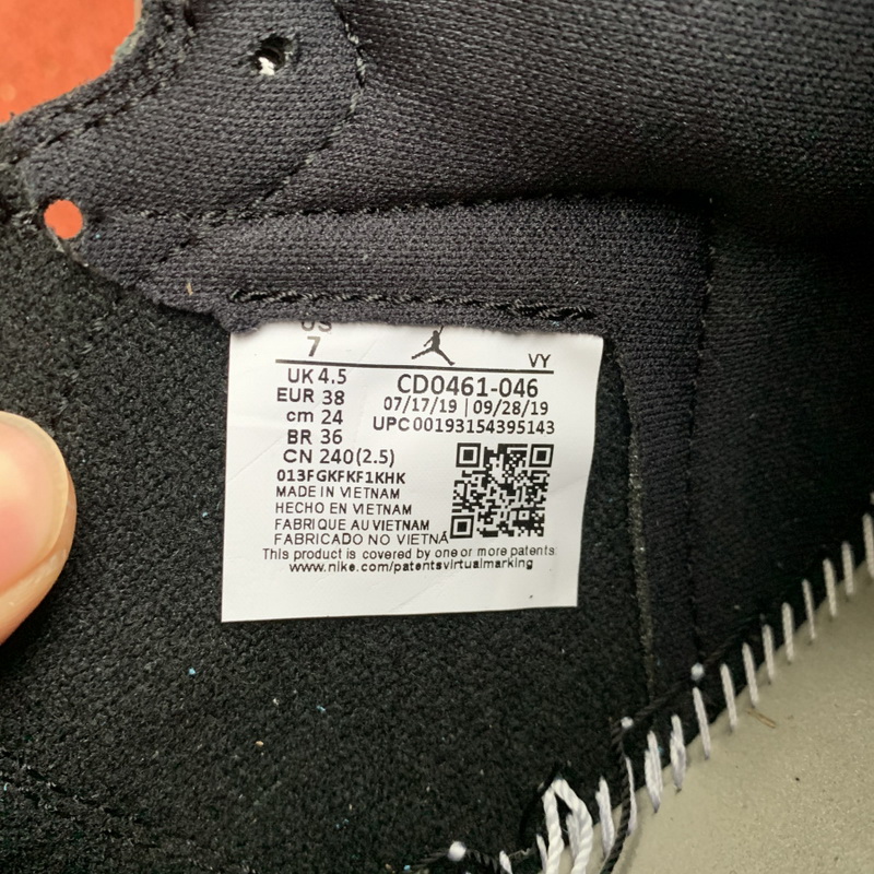 Air Jordan 1 “UNC To Chicago” GS