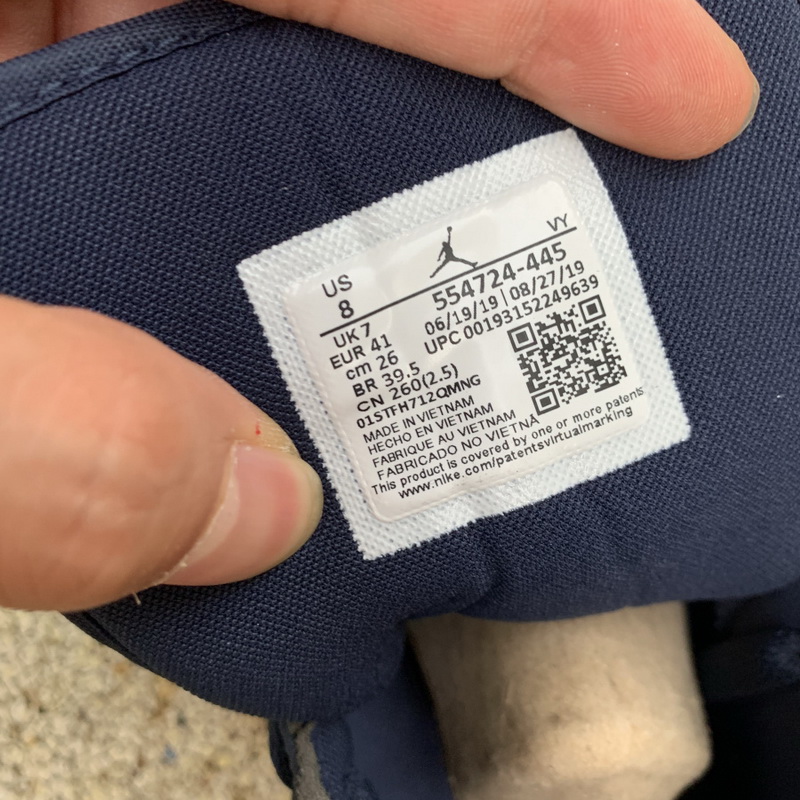 Jordan 1 Mid Obsidian Sanded Purple