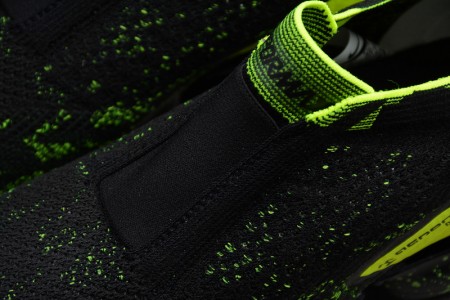 Acronym Nike Mens AirVaporMax Moc 2 Black Volt
