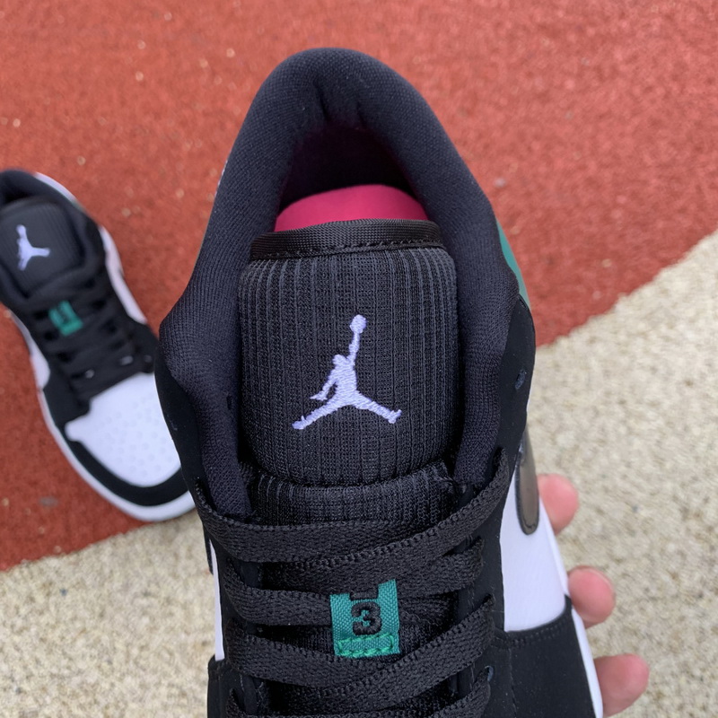 Air Jordan 1 Low shoes