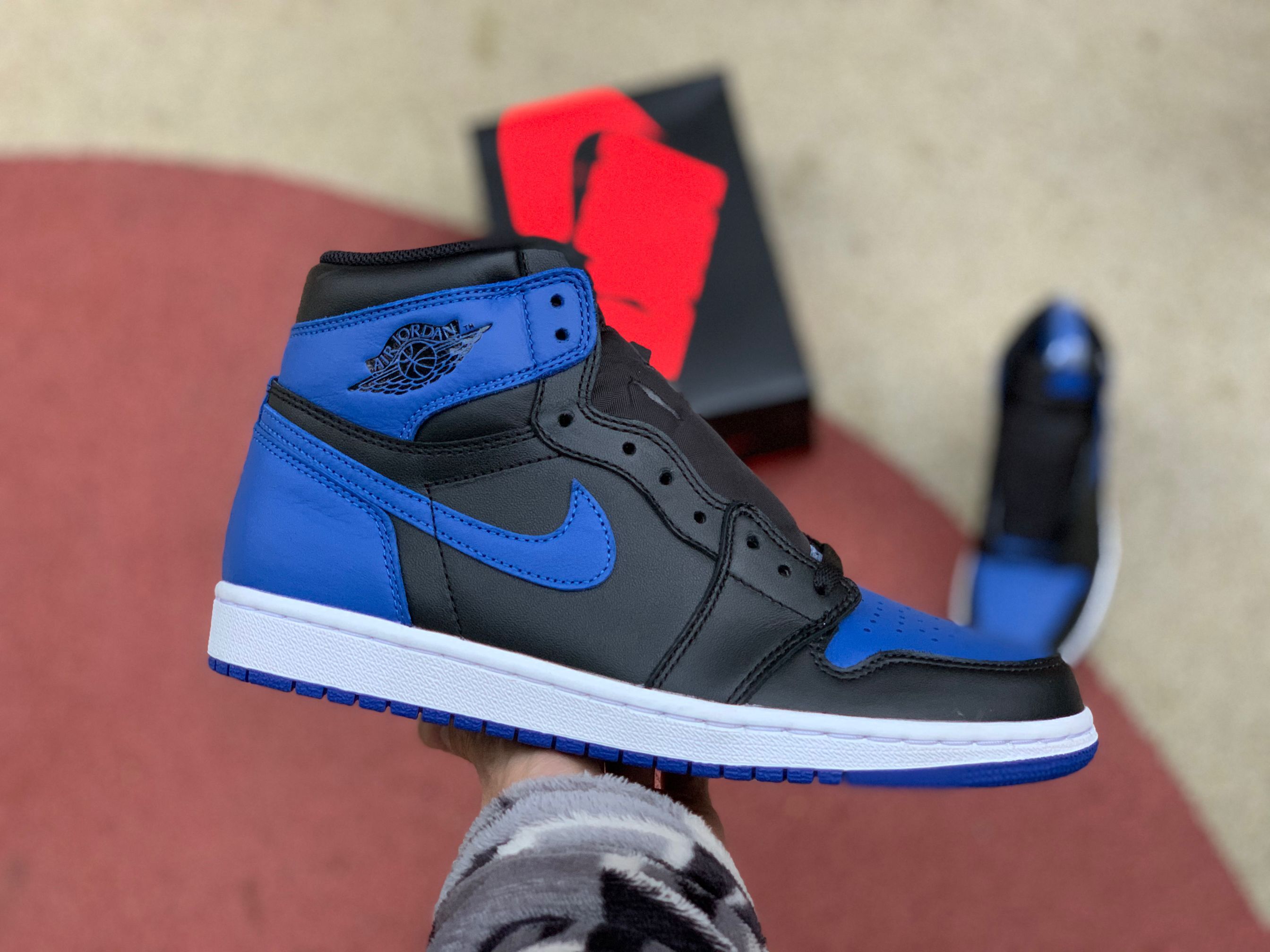 Air Jordan 1 “Royal” 2017