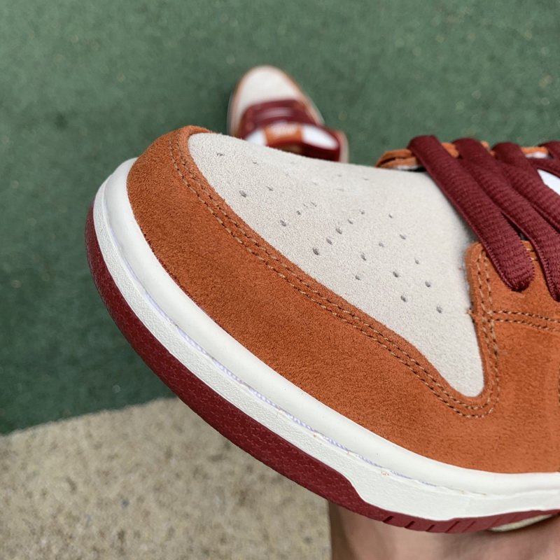 Nike SB Dunk Low Pro Dark Russet Cedar