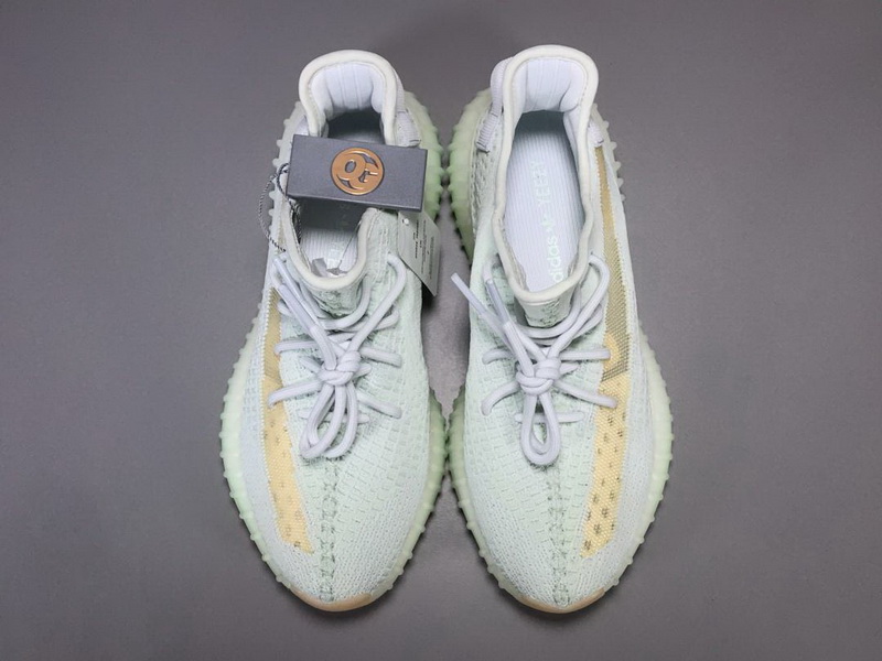 Yeezy Boost 350 V2 “Hyperspace”