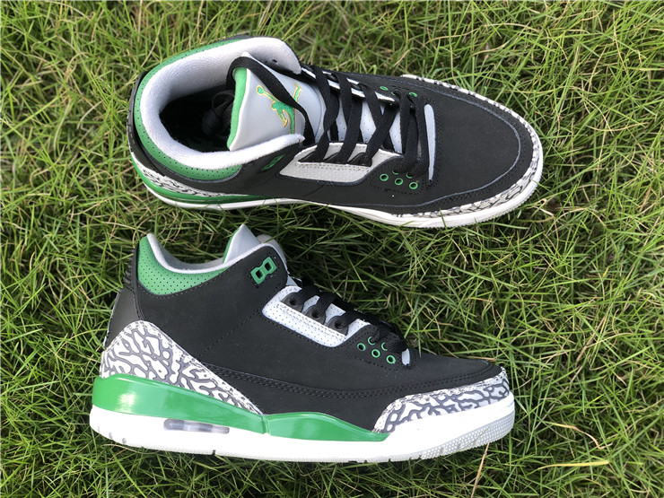 Air Jordan 3 “Pine Green”