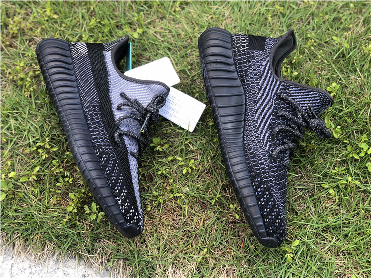 Yeezy Boost 350 Boost V2 Oreo