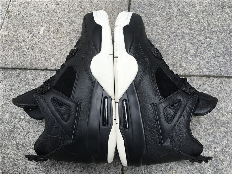 Air Jordan 4 Premium