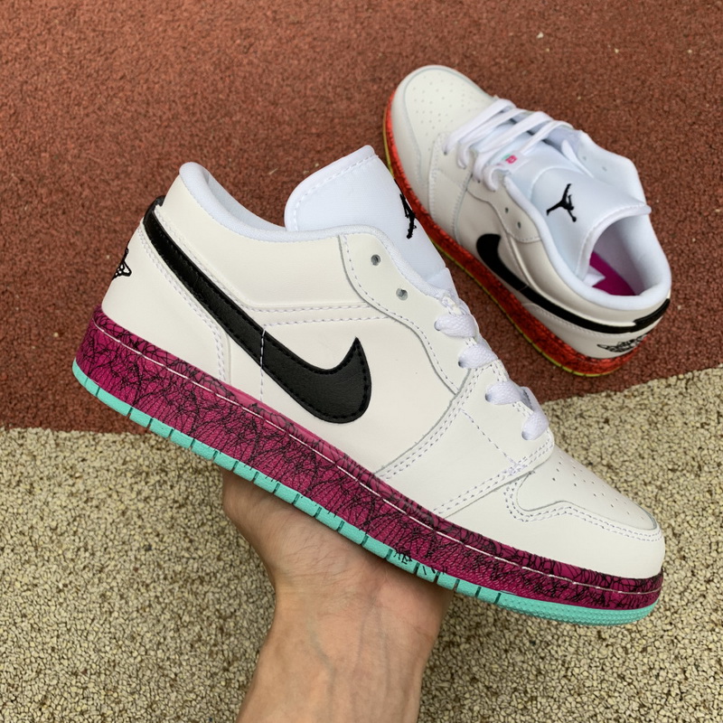 Air Jordan 1 Low shoes