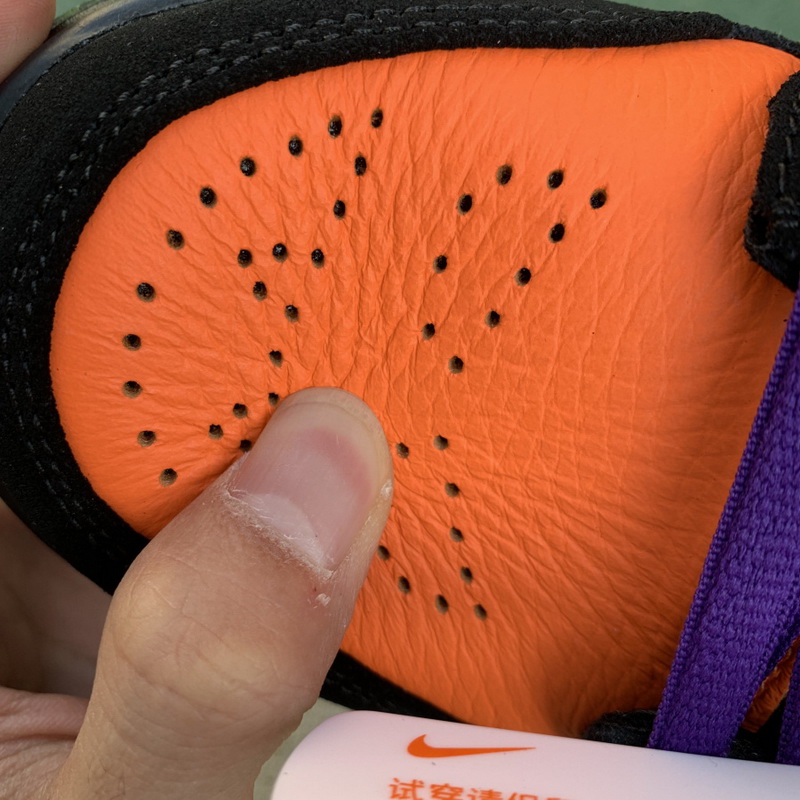 Nike SB Dunk Low “Night of Mischief”