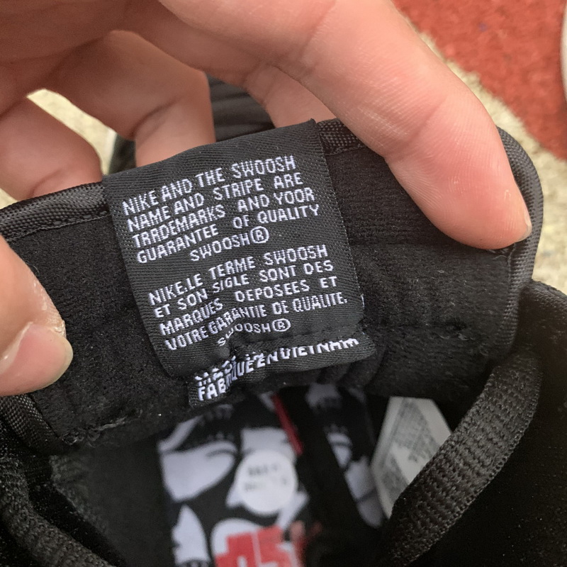 Nike SB Dunk High Oski Shark