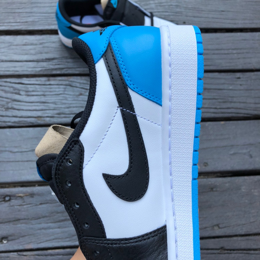 Air Jordan 1 Low OG UNC AJ1 Low-top black, white, and blue