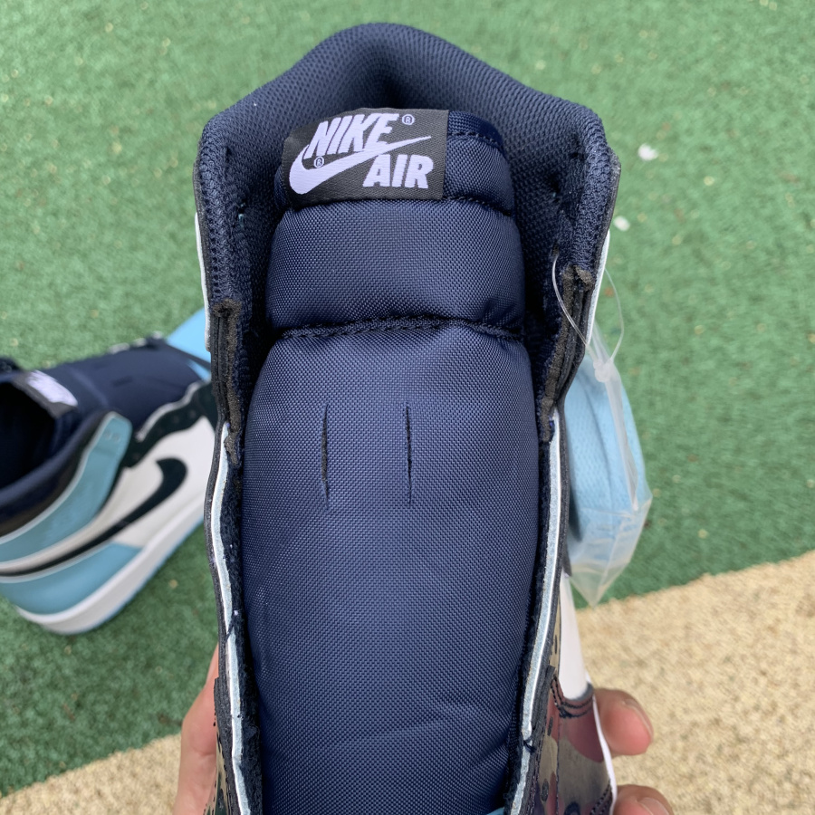 Air Jordan 1 “UNC Patent”