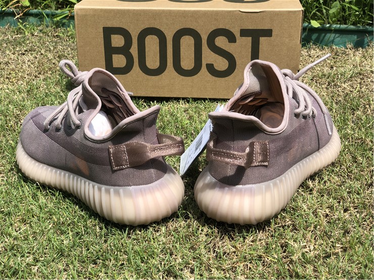 Yeezy Boost 350 Boost V2 Mono Mist