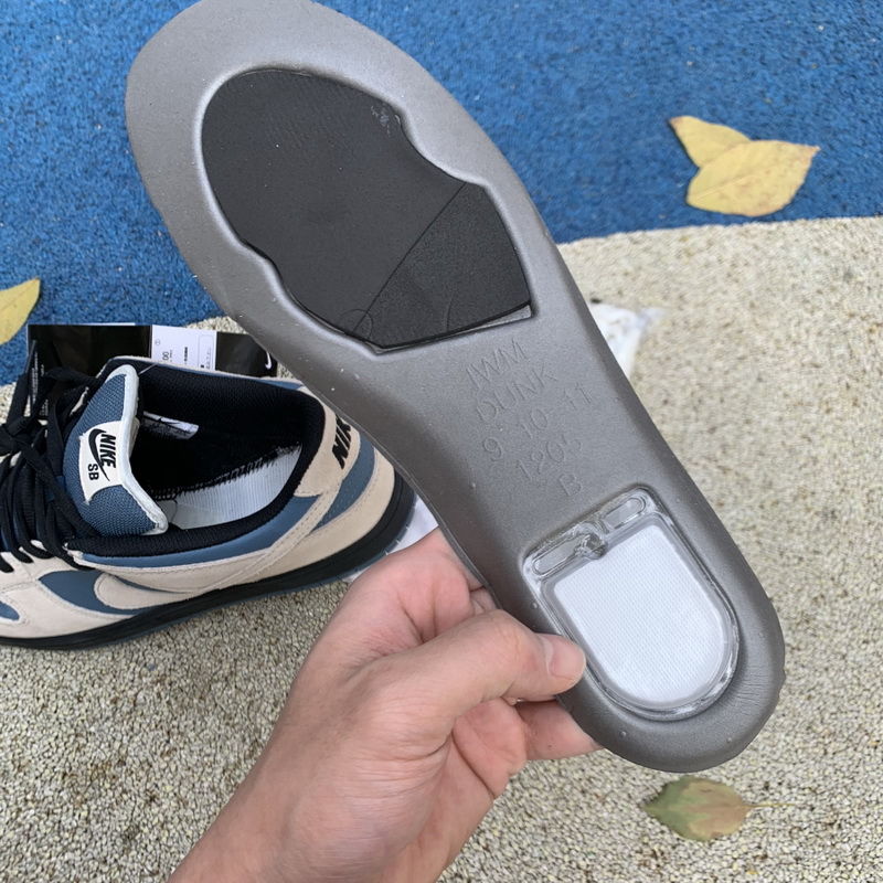 Nike SB Dunk Low Light Cream Thunderstorm