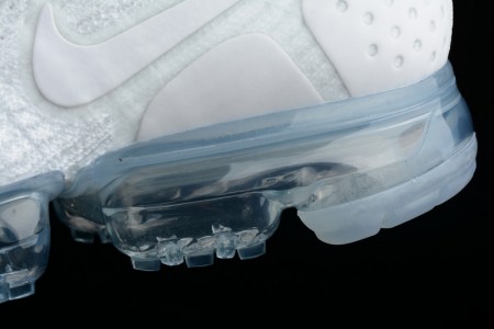 Nike Mens Air VaporMax Flyknit2.0 Triple White