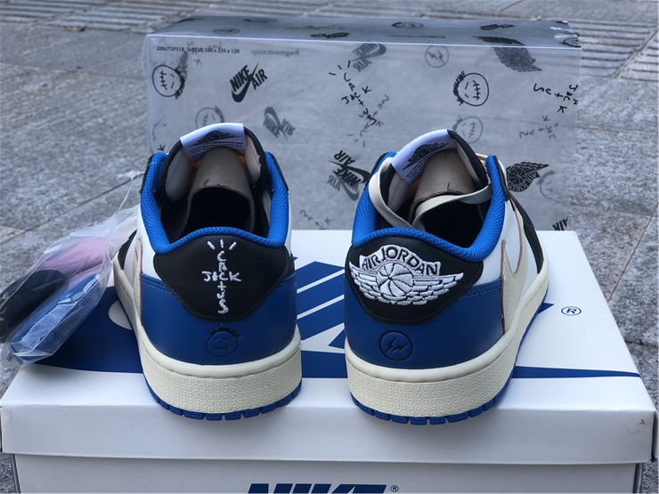 Travis Scott x Fragment x Air Jordan 1 Low